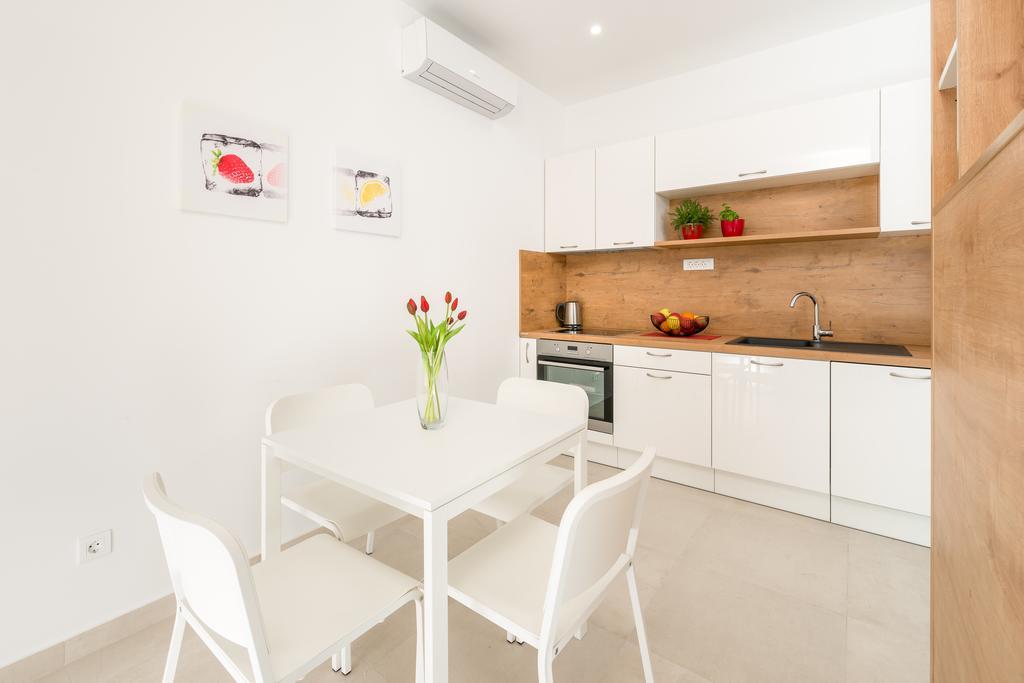 Urban Chic Luxe Apartments Near Beach Bacvice & Centre Split Luaran gambar
