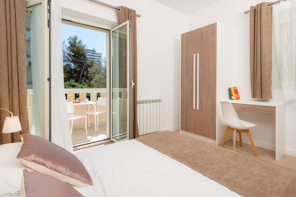 Urban Chic Luxe Apartments Near Beach Bacvice & Centre Split Luaran gambar